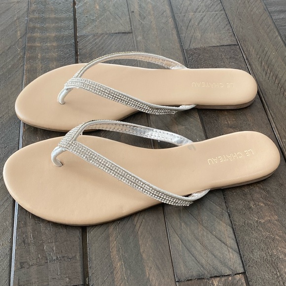 Le château sandals. US 7.5. Bought for a wedding and decided not to wear them - Picture 2 of 7